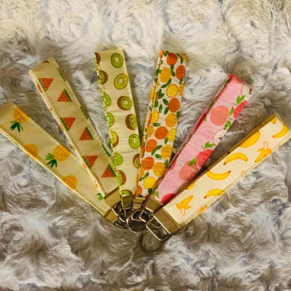 Keychain Wristlet - Picture 2 of 5